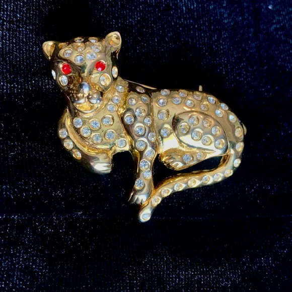 VINTAGE LEOPARD PIN- SIGNED GOLD TONE LEOPARD BROOCH. ESTATE JEWELRY VINTAGE - Picture 2 of 4